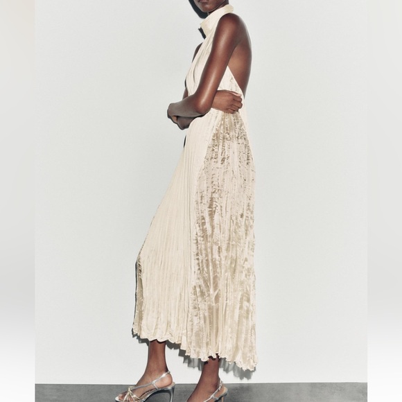 Zara long pleated dress. Current season fall 2024. XS Gold/beige color. - Picture 2 of 9